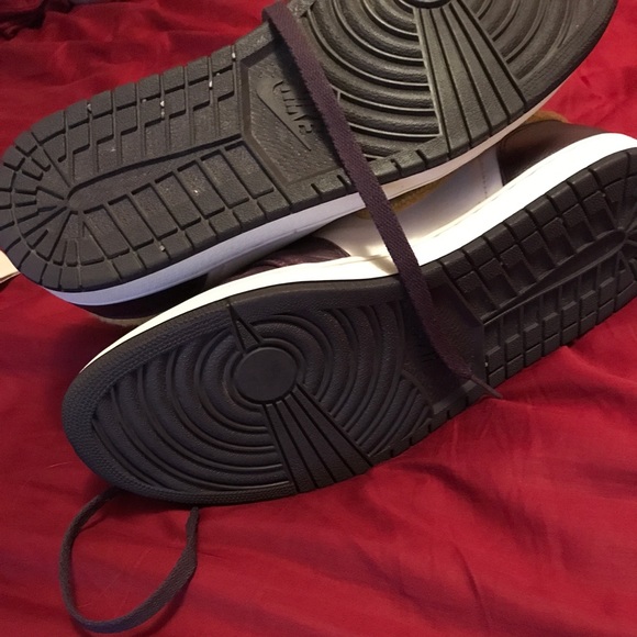 2009 Nike Air Jordan 1 Lakers Sample - Picture 5 of 5